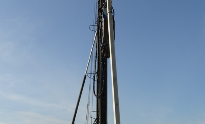 Eerste paal slaan Syndus group 10.JPG